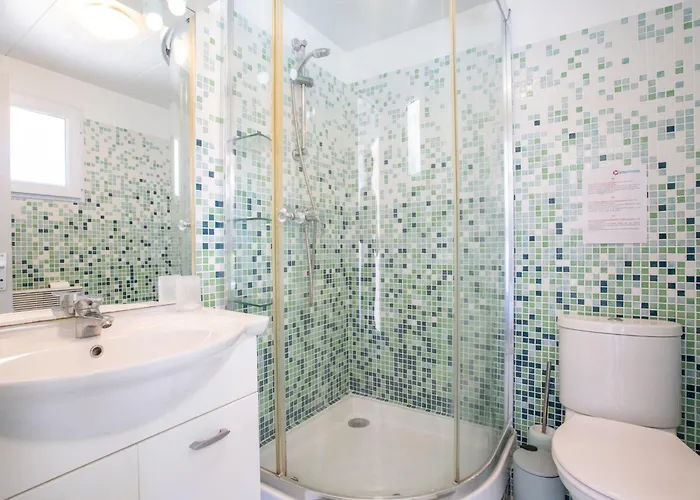 Les Cedres By Interhome بيت للعطل