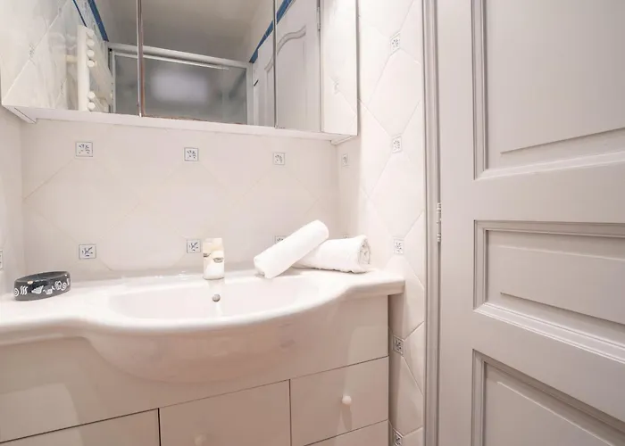 Les Cedres By Interhome بيت للعطل *