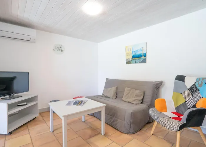Les Cedres By Interhome بيت للعطل لا مادراج