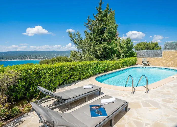 Les Cedres By Interhome